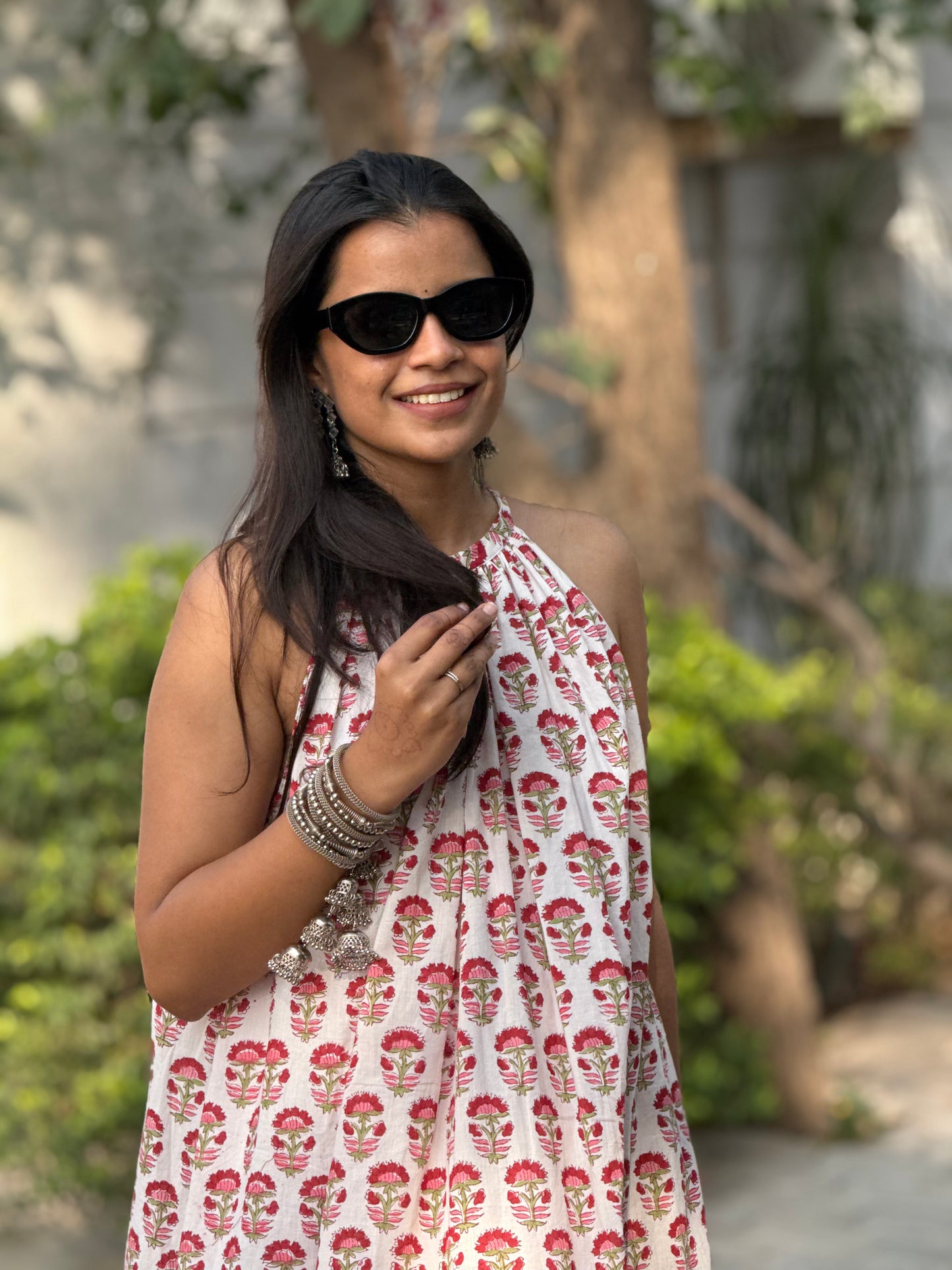 Aatreya - Sleeveless Maxi Dress