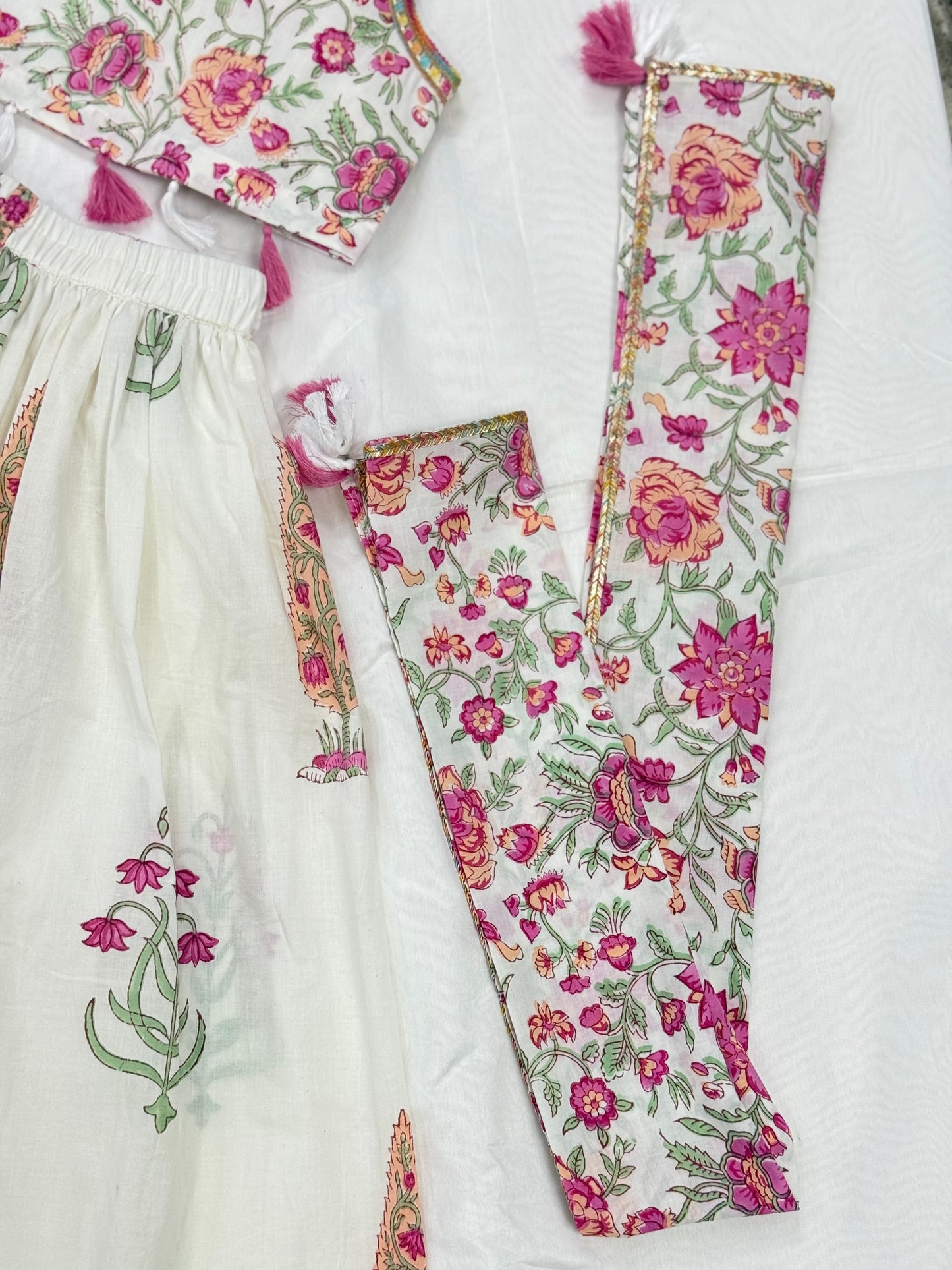 Ruhana floral Kids Lehenga -Set of 3(Girls)