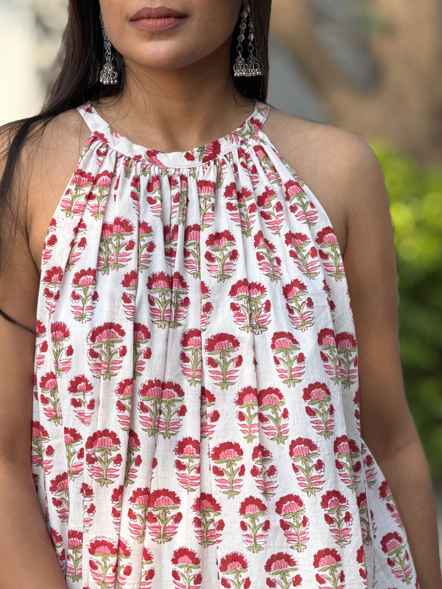 Aatreya - Sleeveless Maxi Dress