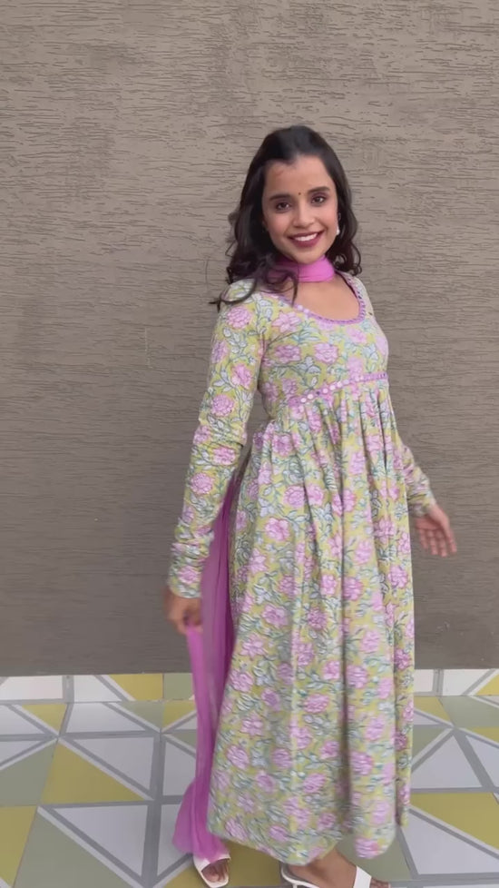 Load and play video in Gallery viewer, Aina Cotton Kurta and Dupatta
